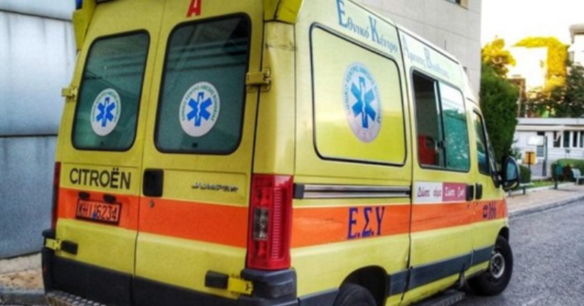 Με χρηματοδότηση της Περιφέρειας Αττικής το ΕΚΑΒ προμηθεύεται 52 ασθενοφόρα