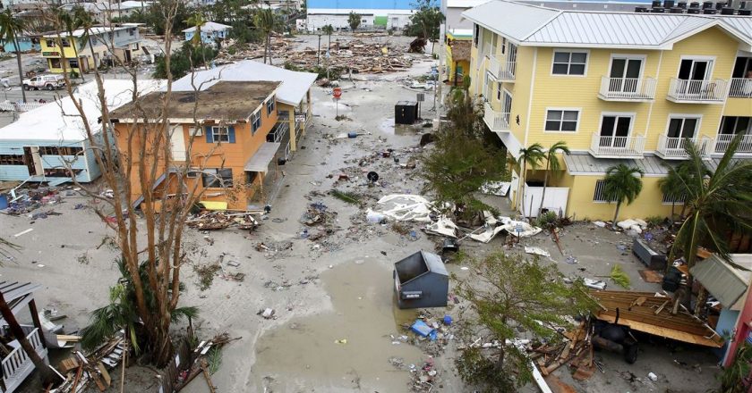 ΗΠΑ – Κυκλώνας «Ίαν»: Δεκάδες θύματα, βιβλικές καταστροφές