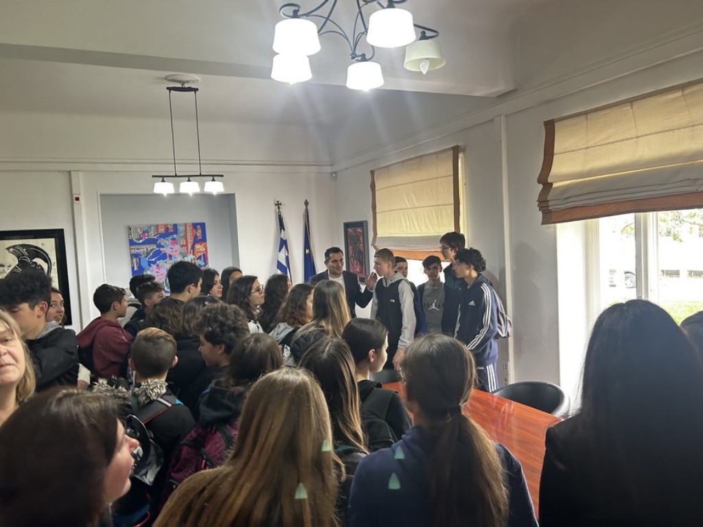Επίσκεψη Γάλλων μαθητών στον δήμο Αγίων Αναργύρων-Καματερού