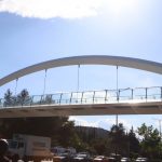 Περιφέρεια Αττικής: Παραδόθηκε η νέα σύγχρονη πεζογέφυρα στο Χαϊδάρι